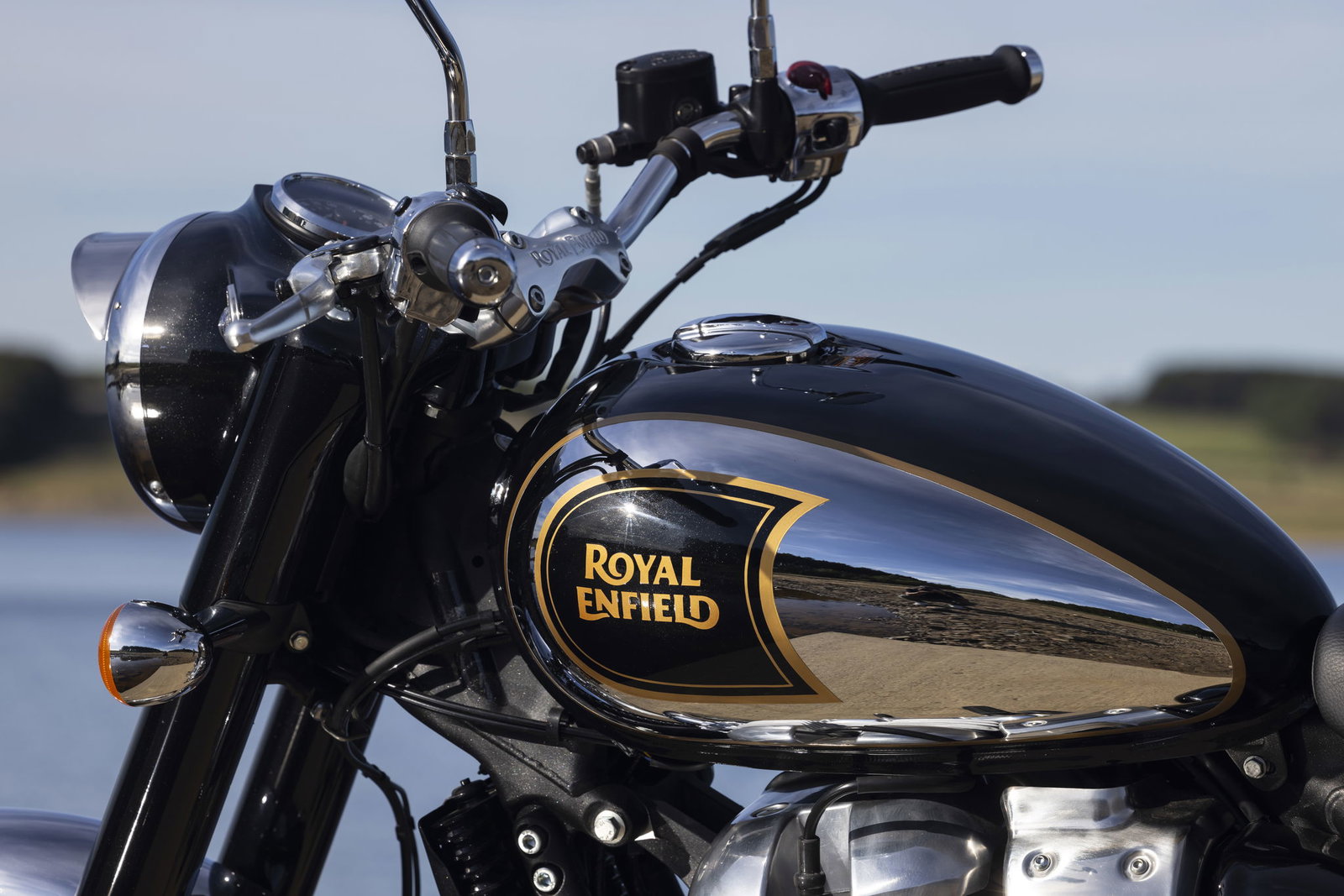 Royal Enfield tank
